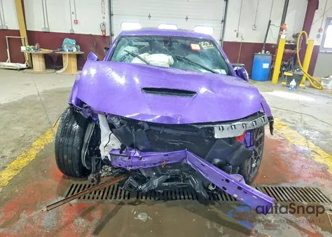 2018 Dodge Charger R/T 392 z USA, uszkodzony, nr VIN 2C3CDXGJ4JH319153